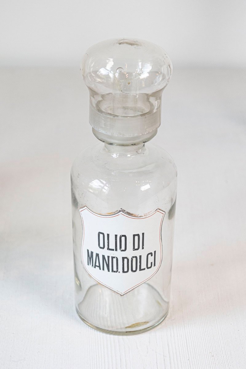 Italian 20th Century Clear Glass Apothecary Pharmacy Jar with Original Italian Label and Stopper - JAA