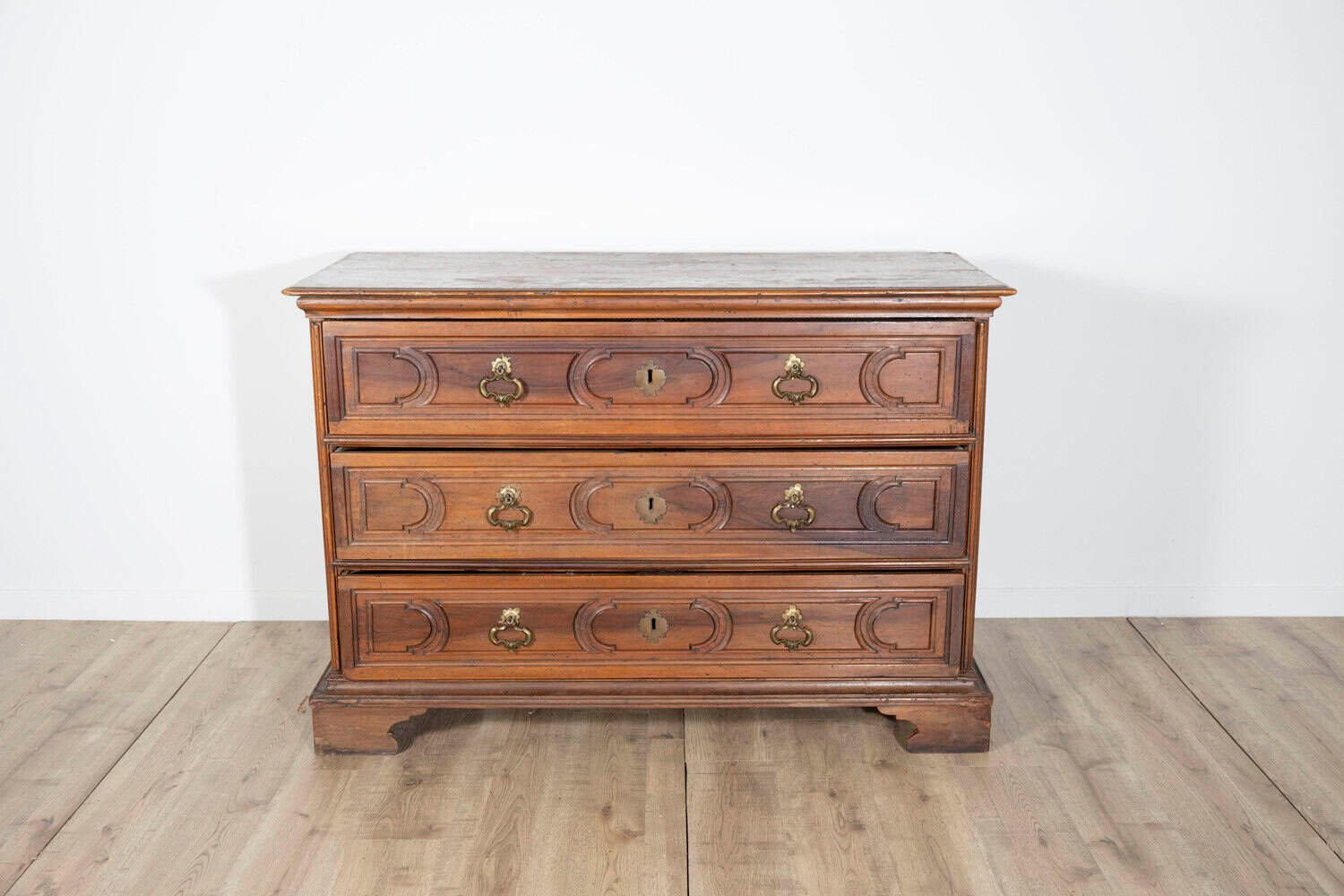 Emilian Bolognese Walnut Chest of Drawers with Rusticated Drawers, Mid-17th Century - JAA
