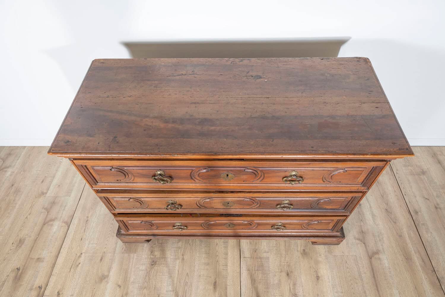 Emilian Bolognese Walnut Chest of Drawers with Rusticated Drawers, Mid-17th Century - JAA