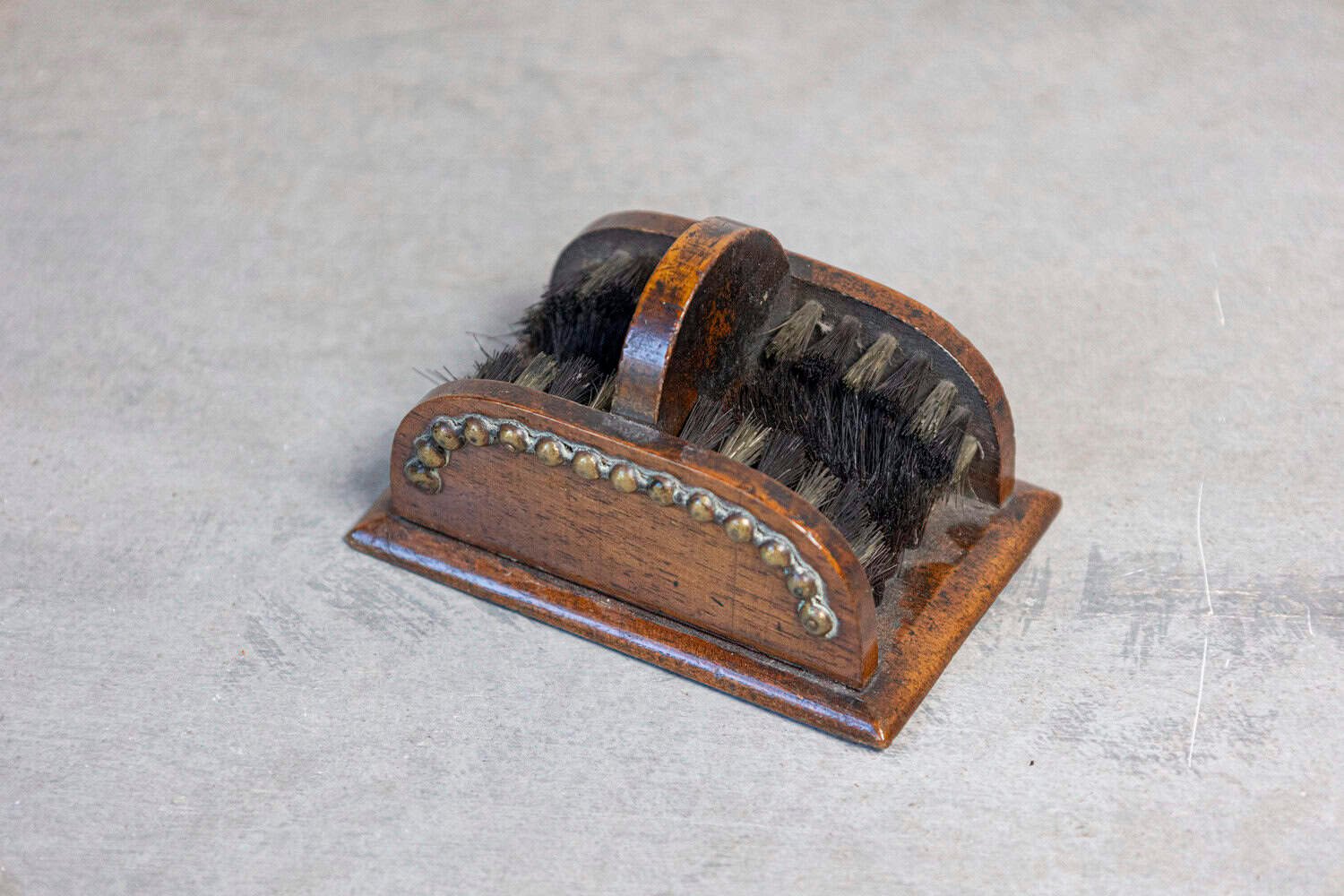 English 19th Century Victorian Shoe Care Set with Original Leather Case - JAA