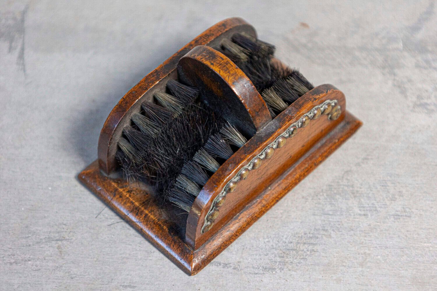 English 19th Century Victorian Shoe Care Set with Original Leather Case - JAA