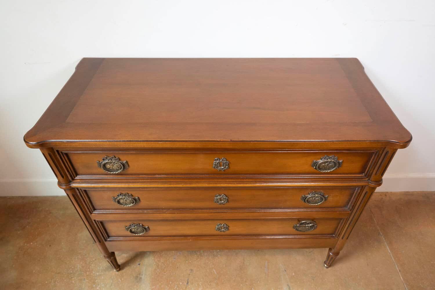 French Louis XVI Style Light Walnut Commode with Three Drawers and Fluted Motifs - JAA