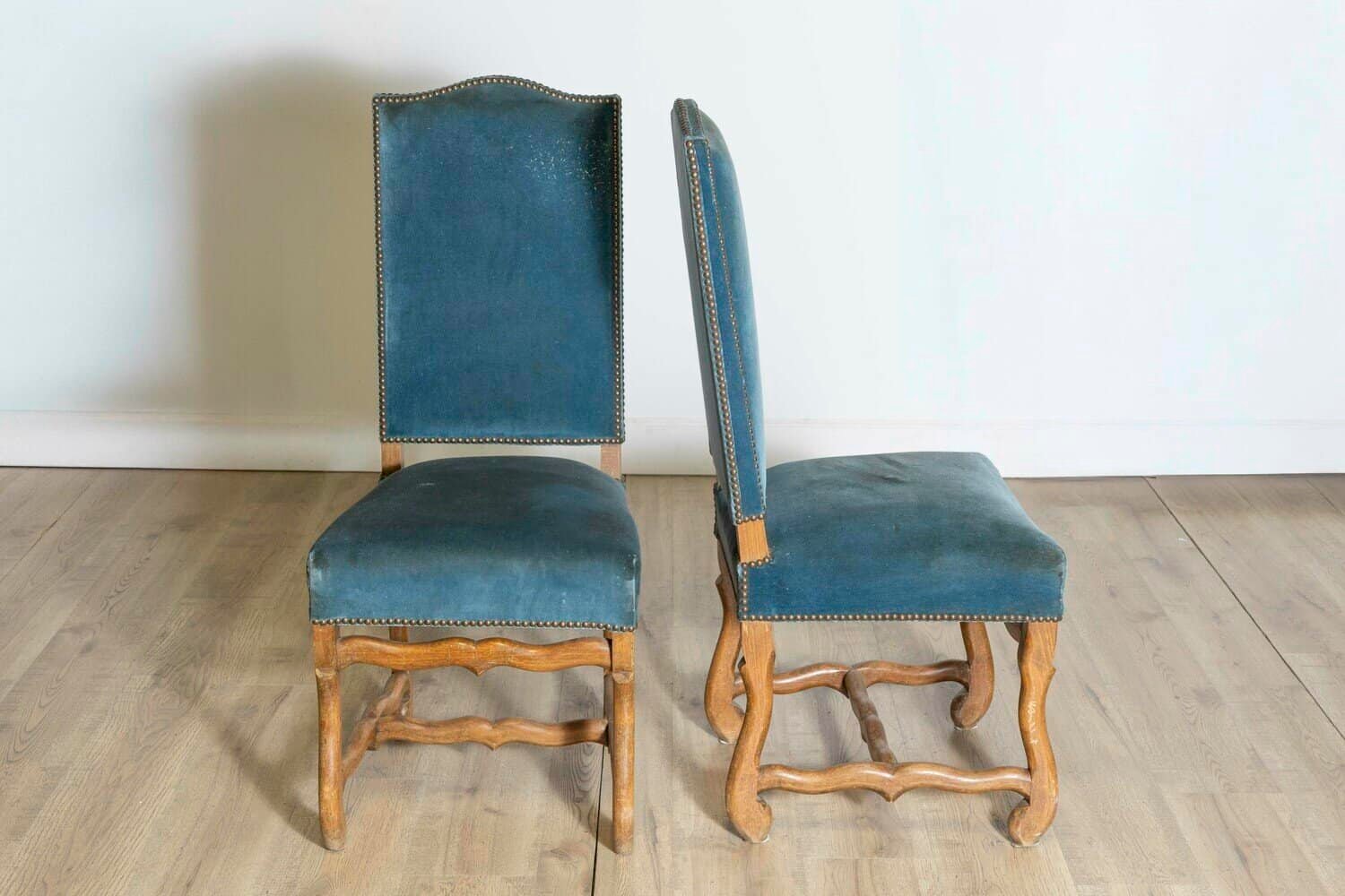 Set of Eight 20th Century French Mutton Leg Side Chairs - JAA