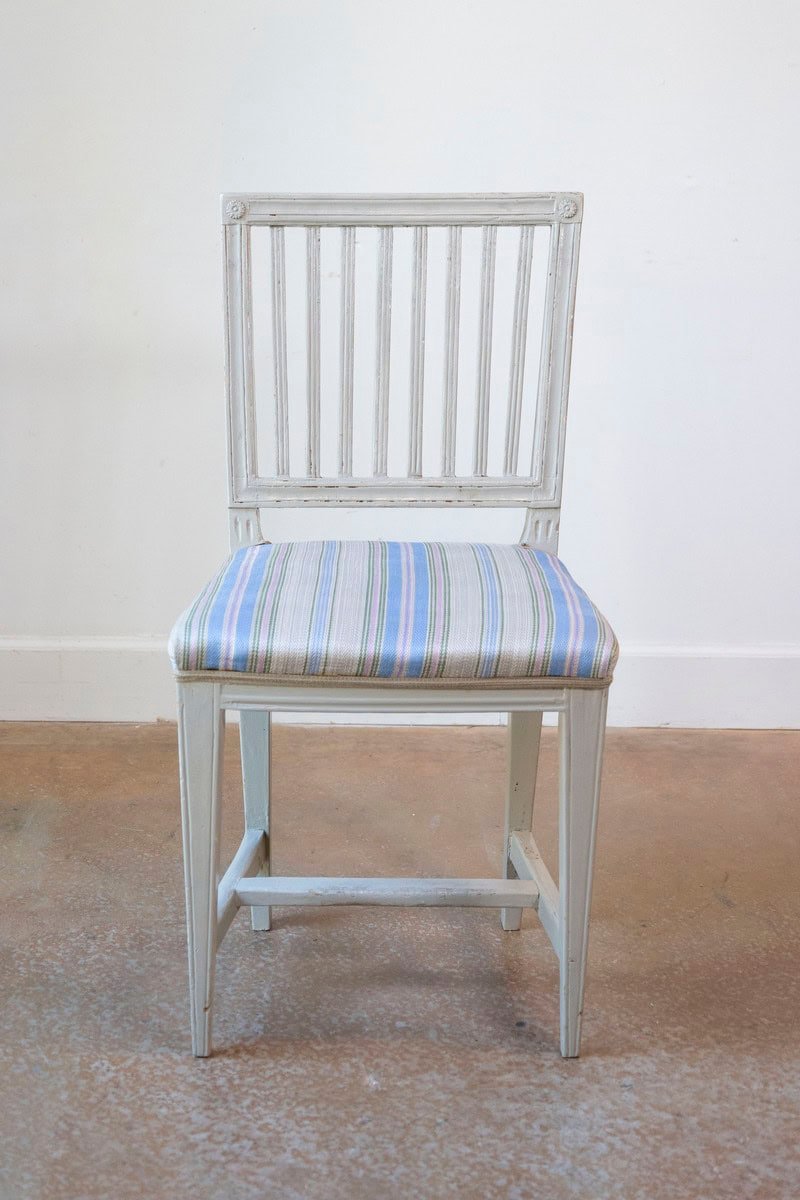 Six Swedish Gustavian Style 1850s Painted Wood Side Chairs with Carved Rosettes 4 - JAA