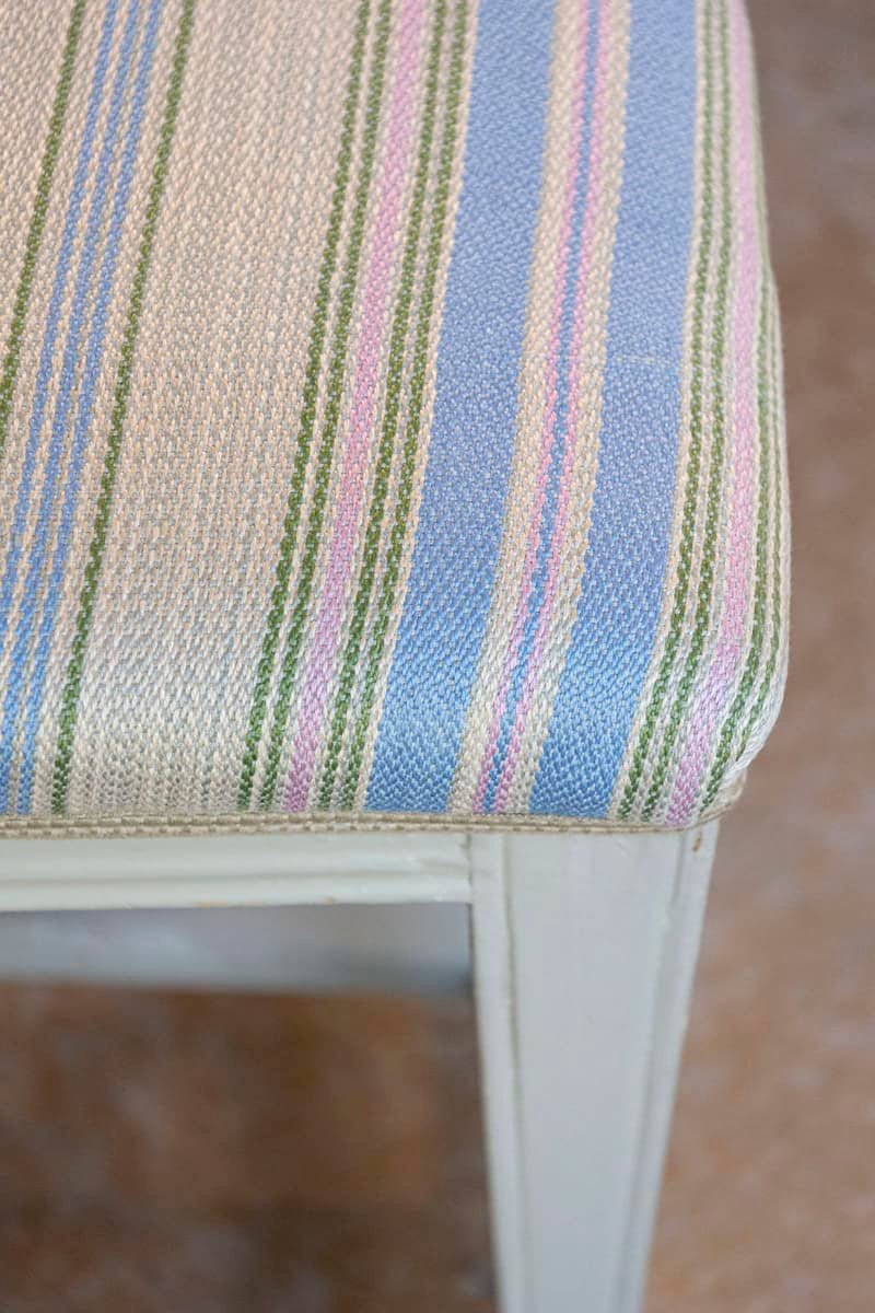 Six Swedish Gustavian Style 1850s Painted Wood Side Chairs with Carved Rosettes 4 - JAA