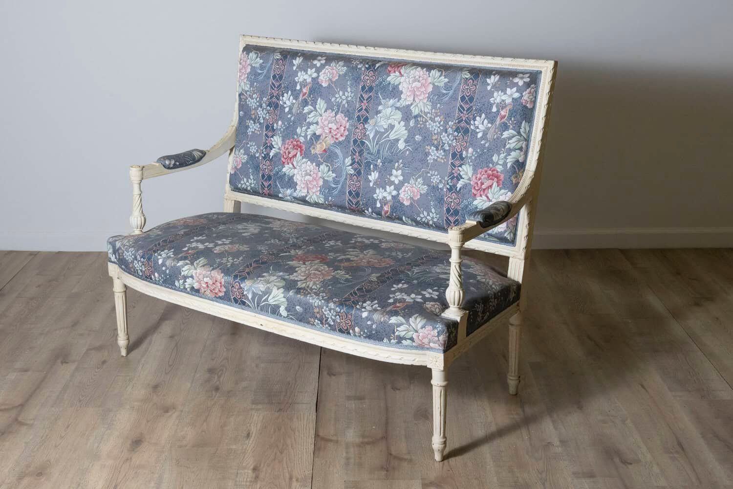 20th Century French Louis XVI Style Sofa - JAA