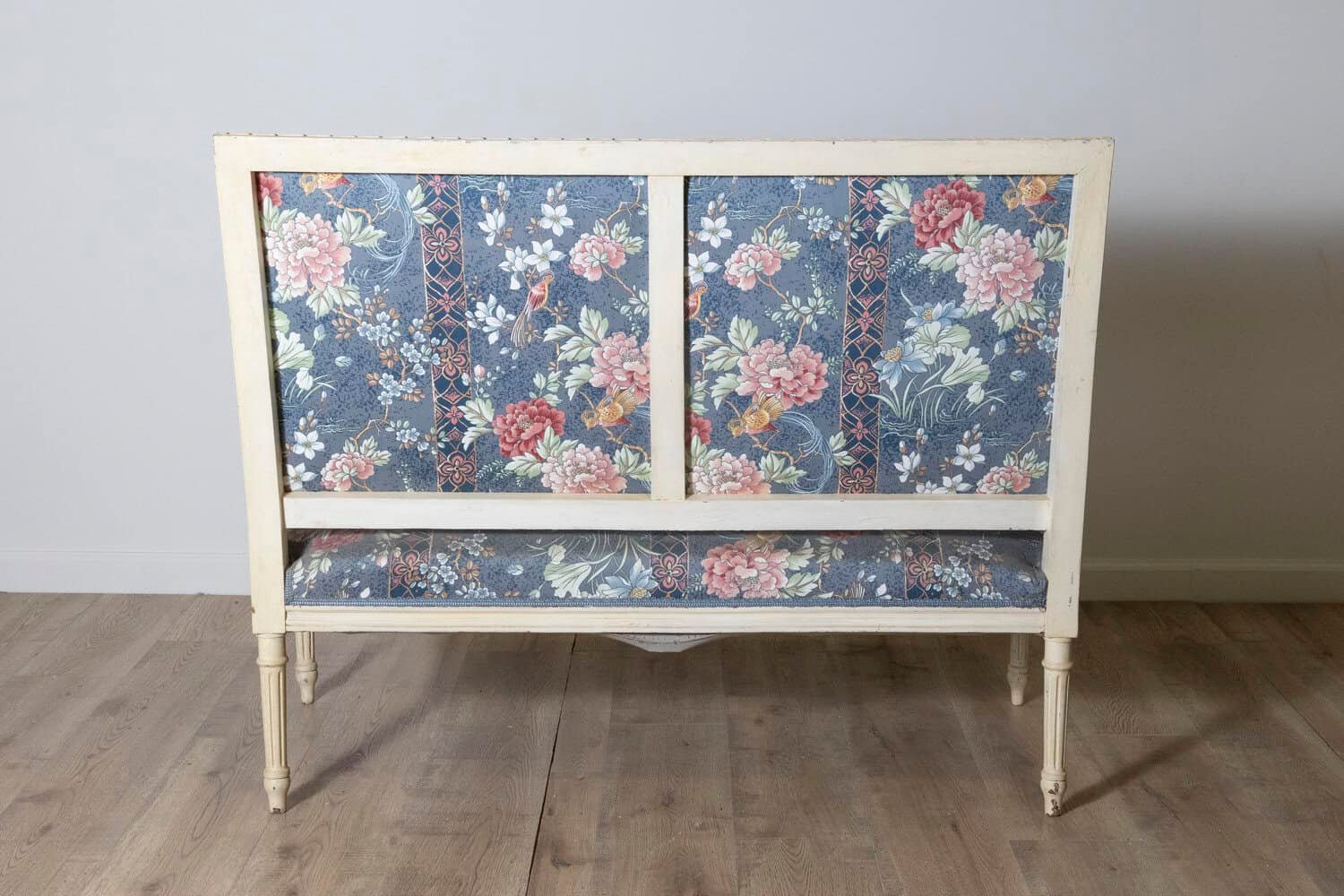 20th Century French Louis XVI Style Sofa - JAA