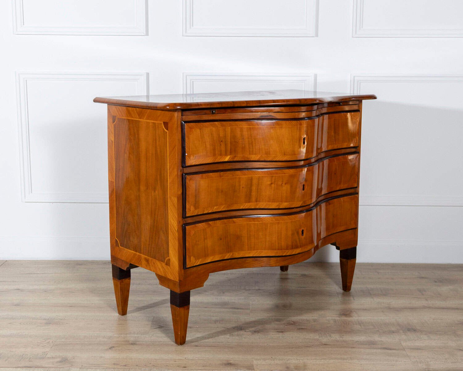 Italian 18th Century Louis XV/XVI Walnut Serpentine Chest with Burl Top, c.1770 - JAA