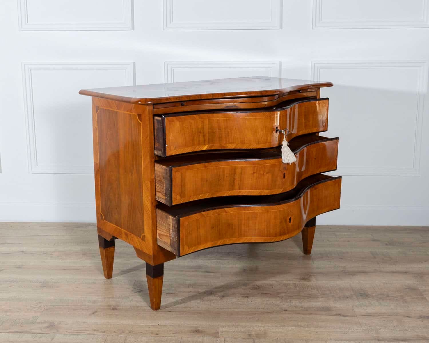 Italian 18th Century Louis XV/XVI Walnut Serpentine Chest with Burl Top, c.1770 - JAA