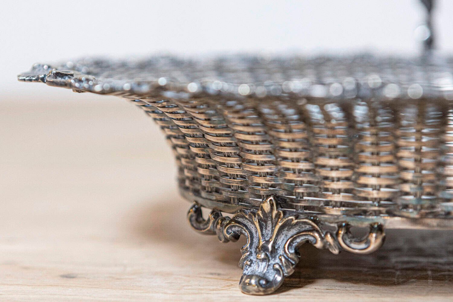 English 19th Century Silver Plated Pierced Bread Basket with Vine and Foliage - JAA