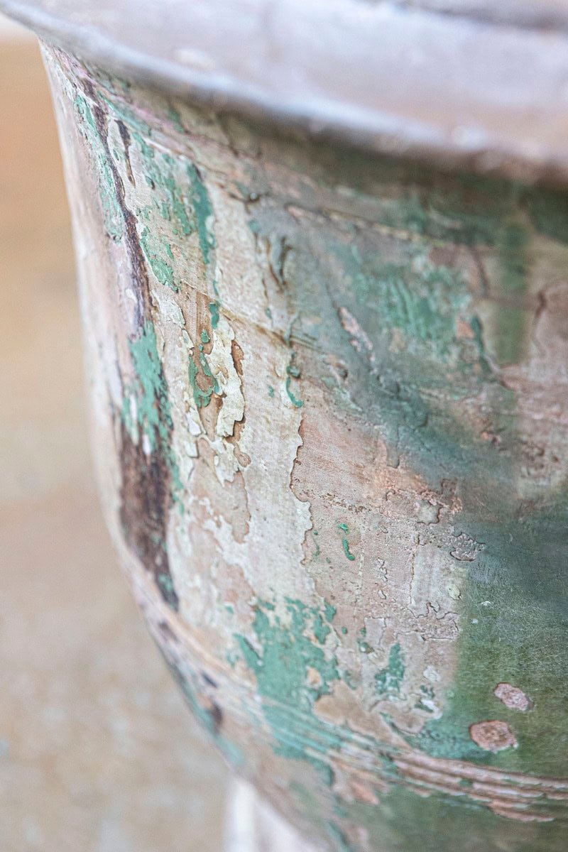 French Provençal Early 19th Century Anduze Vase with Hints of Green and Brown - JAA