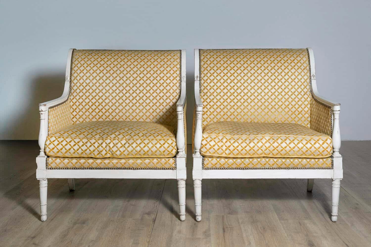 French 19th Century Pair of Marquise Chairs Circa 1890 - JAA