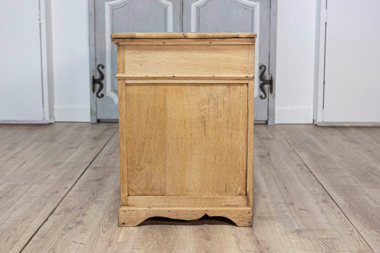 20th Century French Bleached Oak Commode - JAA