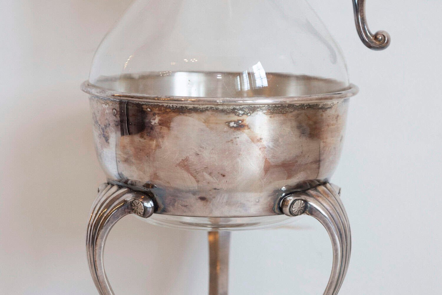English 20th Century Glass and Silver Coffee Pitcher with Cabriole Legs - JAA