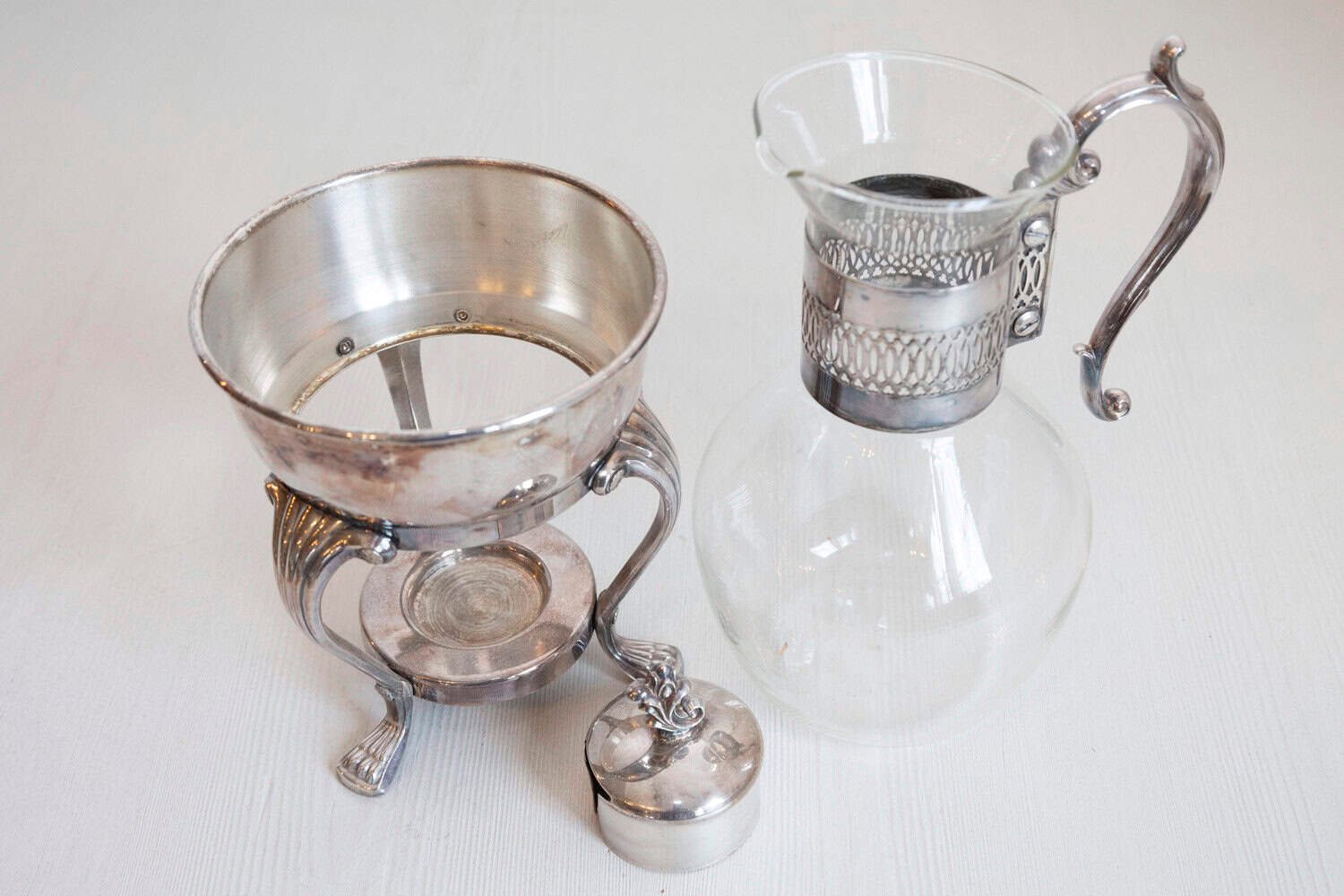 English 20th Century Glass and Silver Coffee Pitcher with Cabriole Legs - JAA
