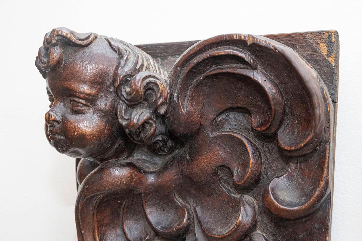 Pair of French Louis XIV Period 1690s Carved Cherub Appliques from Strasbourg - JAA