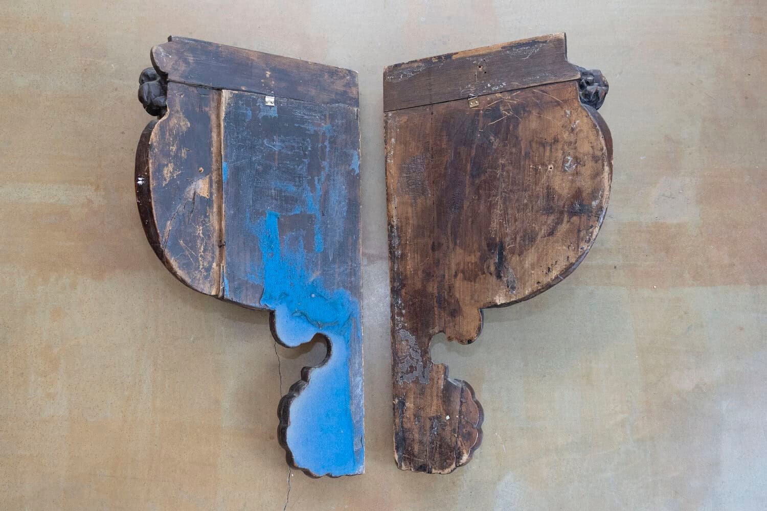 Pair of French Louis XIV Period 1690s Carved Cherub Appliques from Strasbourg - JAA