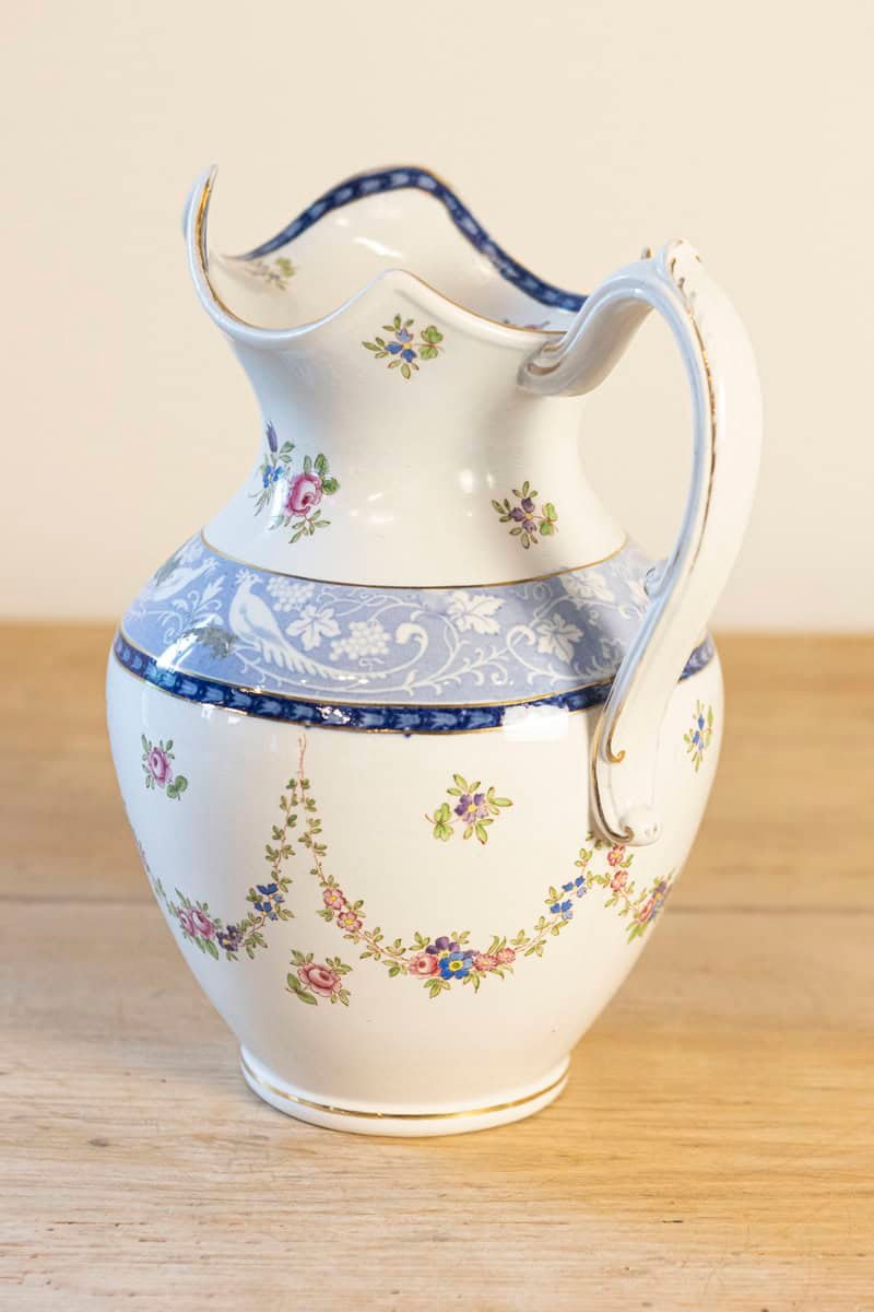 English Early 20th Century Booth's China Pitcher with Pink Roses and Blue and White Pheasants - JAA