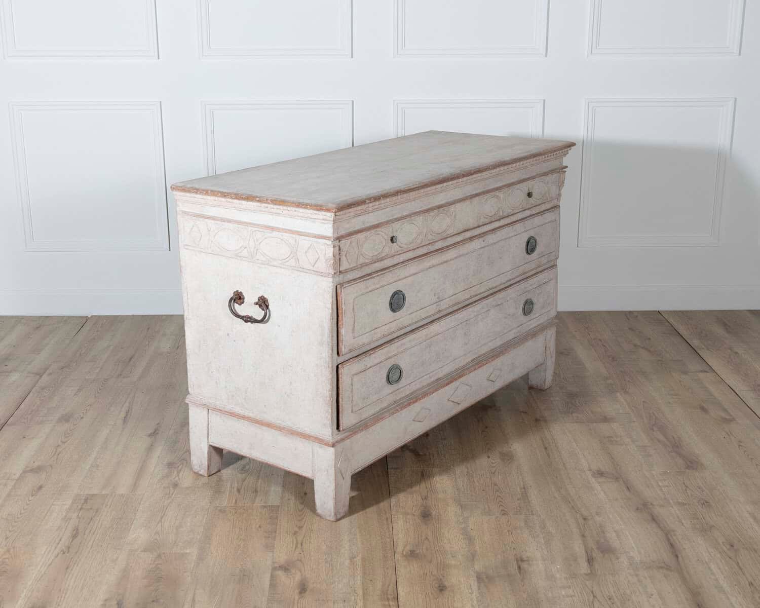 Antique Danish Painted Chest of Drawers in Antique White, Early 19th Century - JAA