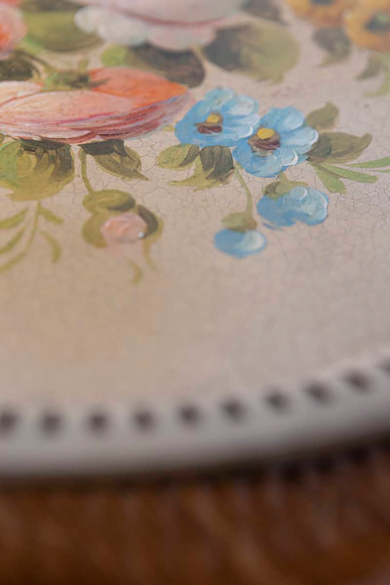 French Early 20th Century Hand-Painted Sheet Metal Tray with Roses on Pale Yellow Ground and Openwork Border - JAA