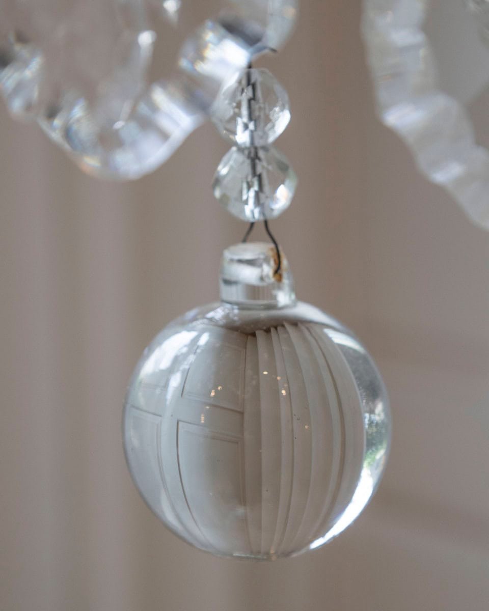 French Eight Arms Crystal Chandelier with Metal Armature from the 19th Century - JAA