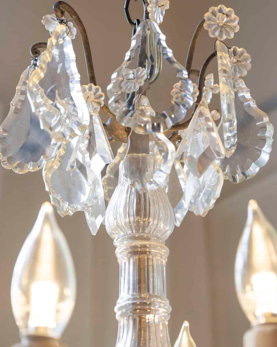 French Eight Arms Crystal Chandelier with Metal Armature from the 19th Century - JAA