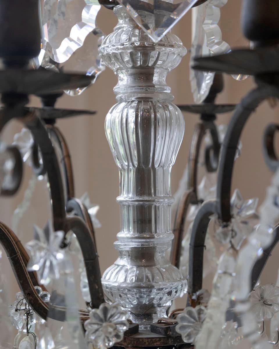 French Eight Arms Crystal Chandelier with Metal Armature from the 19th Century - JAA