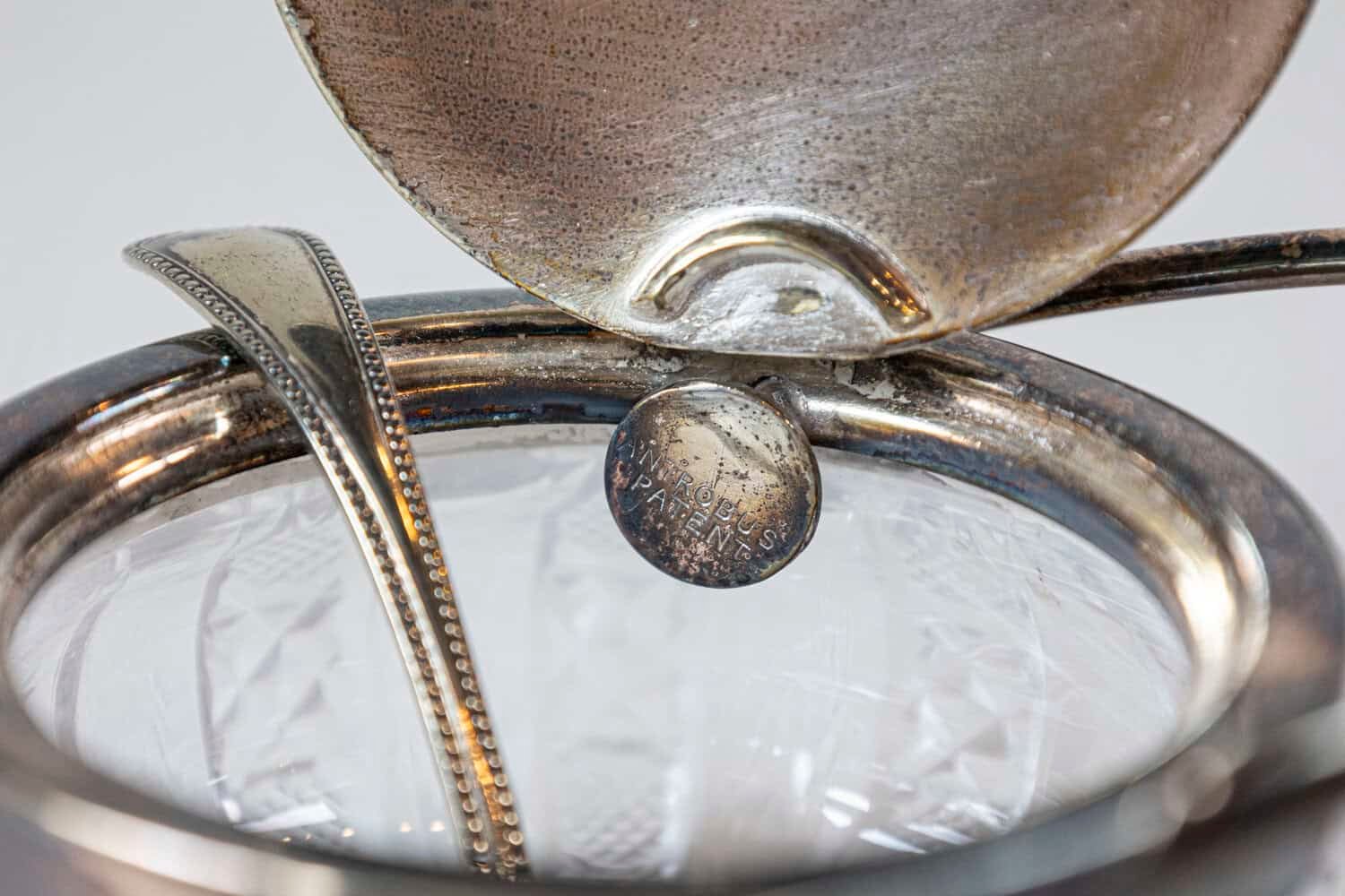 English Early 20th Century Cut Glass and Silver Plate Sugar Bowl - JAA