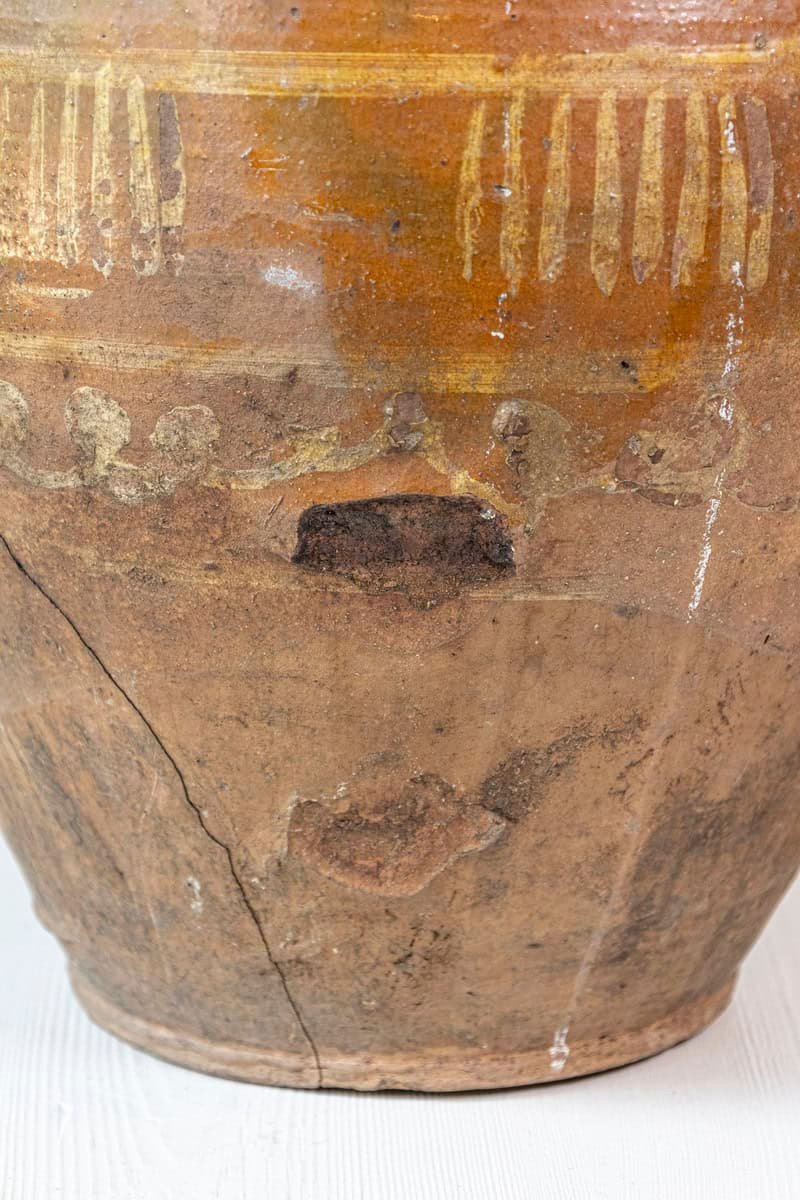 Italian 17th Century Terracotta Olive Oil Jar with Yellow Glazed Spiraling Décor - JAA