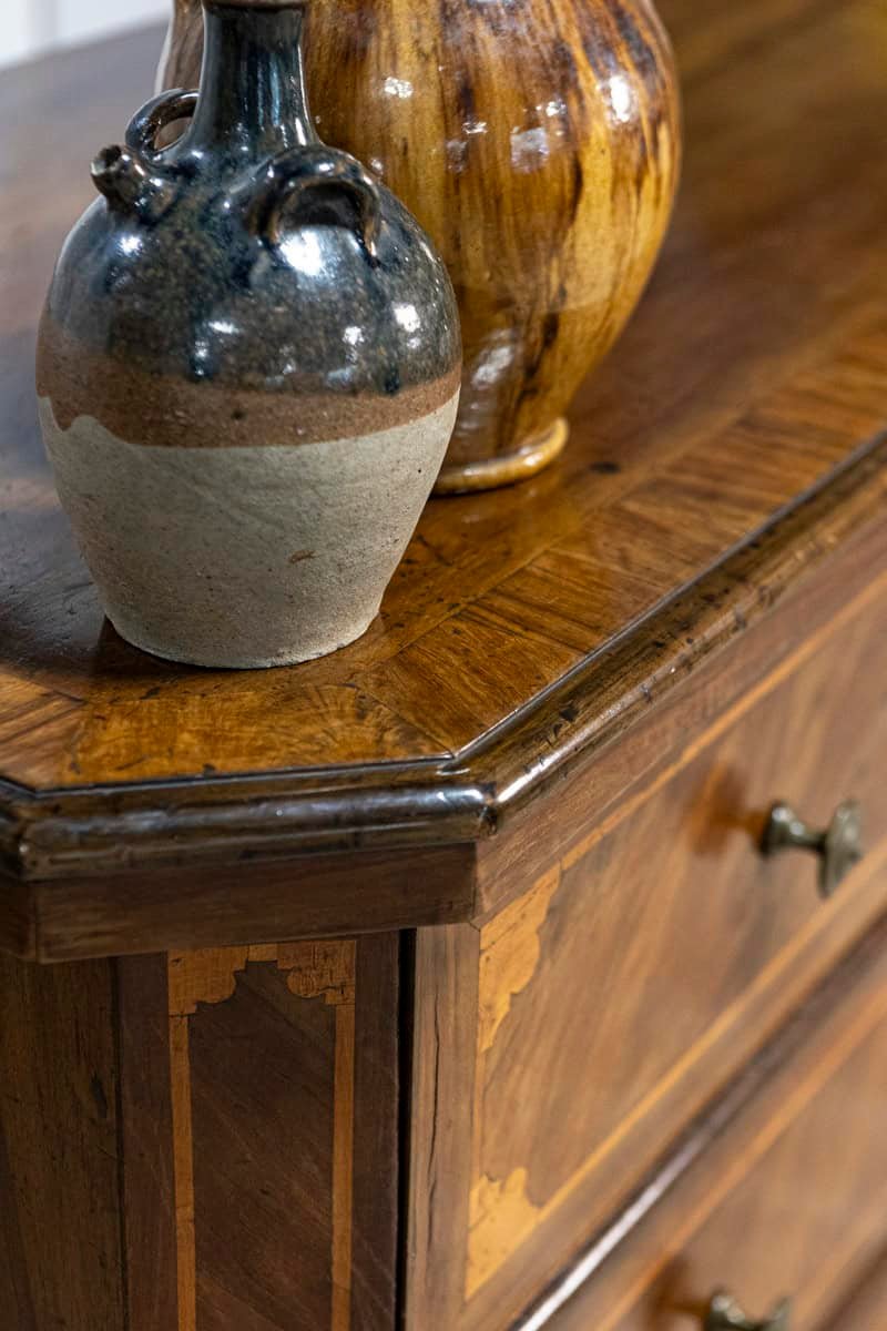 Italian 1690s Walnut and Ash Three-Drawer Commode with Inlaid Décor - JAA