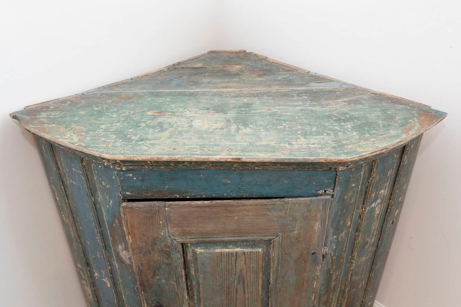 Swedish Gustavian Period 1790s Blue Painted Wall Hanging Corner Cabinet - JAA