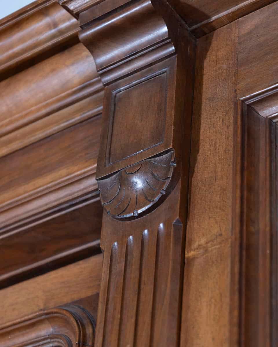 Solid walnut bookcase from the end of the 19th century - JAA