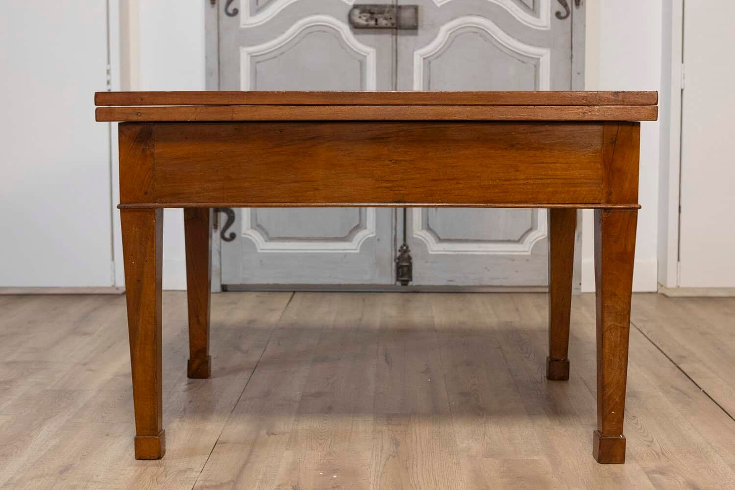 Italian Early 19th Century Walnut Folding Table with Tapered Legs - JAA