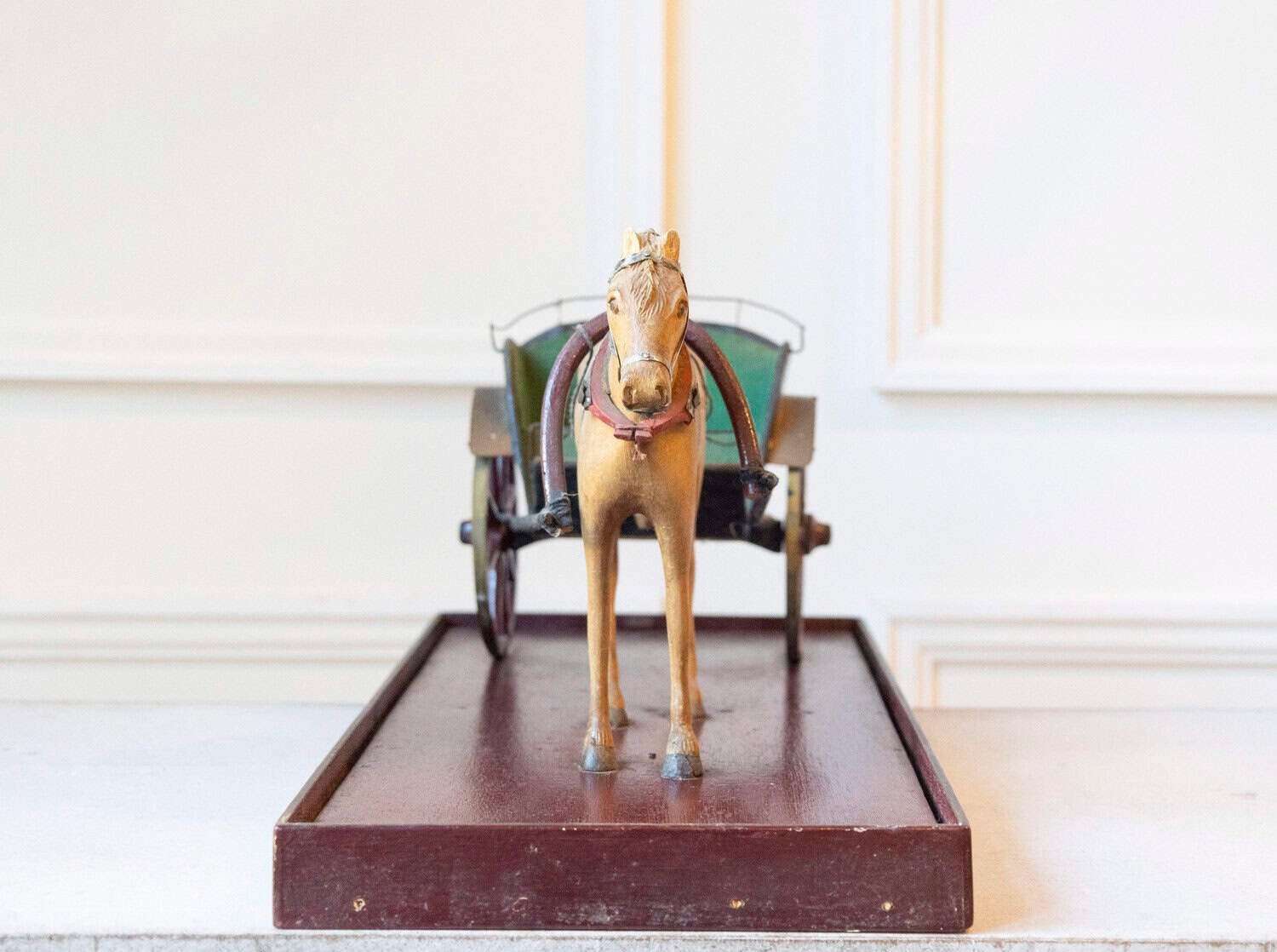 French Early 20th Century Hand-Carved Wooden Horse and Carriage Model with Green Felt-Covered Carriage - JAA