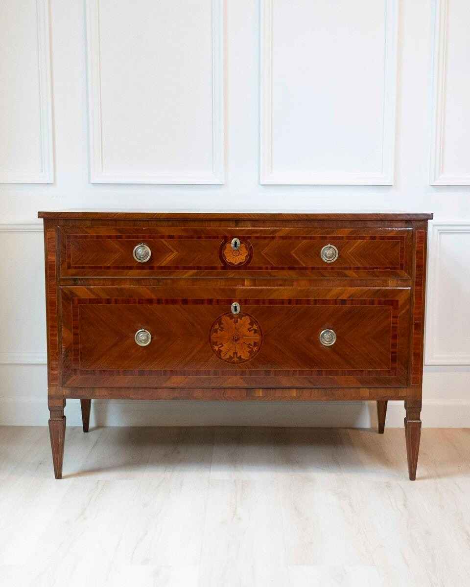 Walnut Chest Of Drawers With Inlays, Original Louis XVI, Late 18th Century - JAA