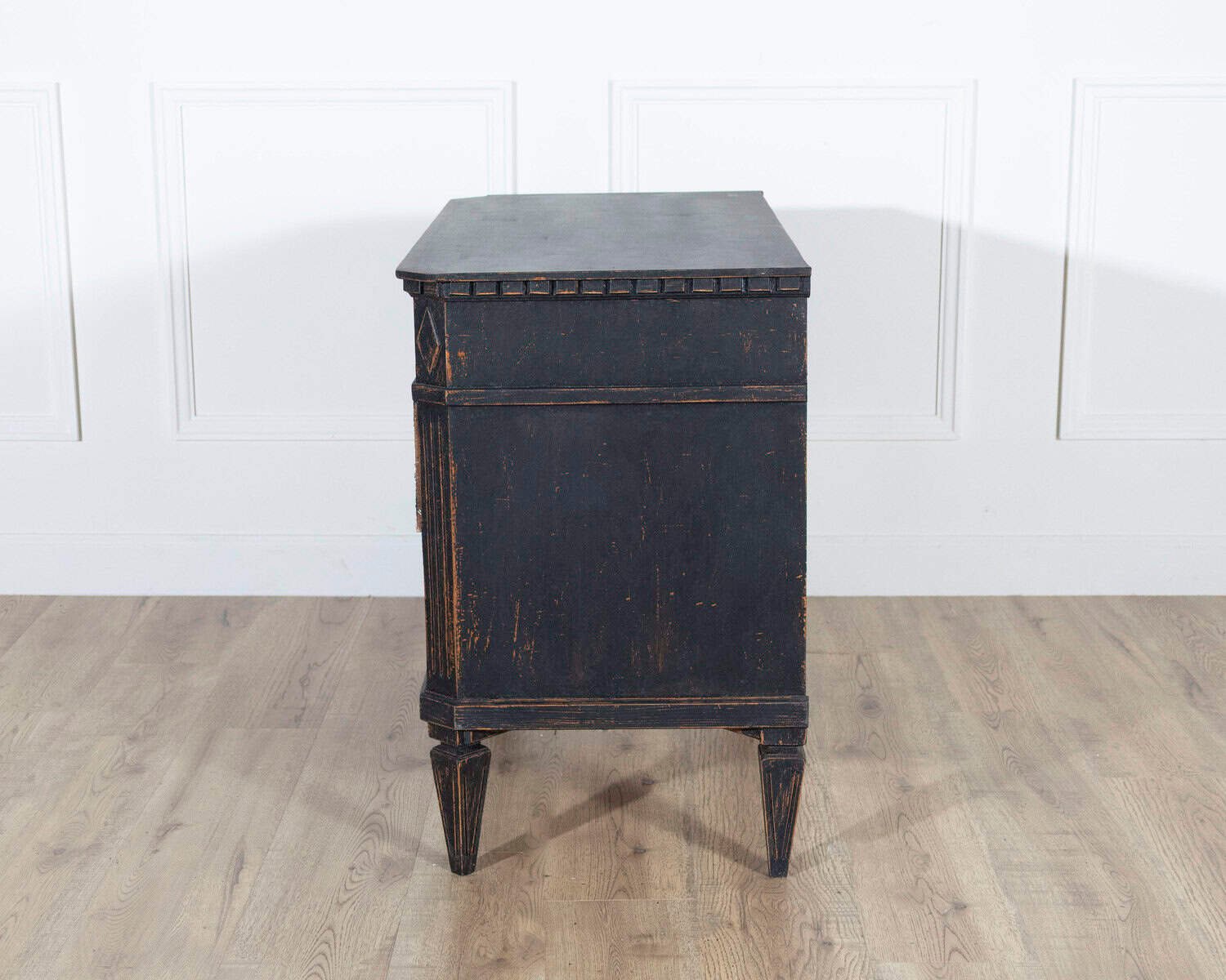 Swedish 20th Century Black-Painted Commodes with Brass Hardware, Pair - JAA