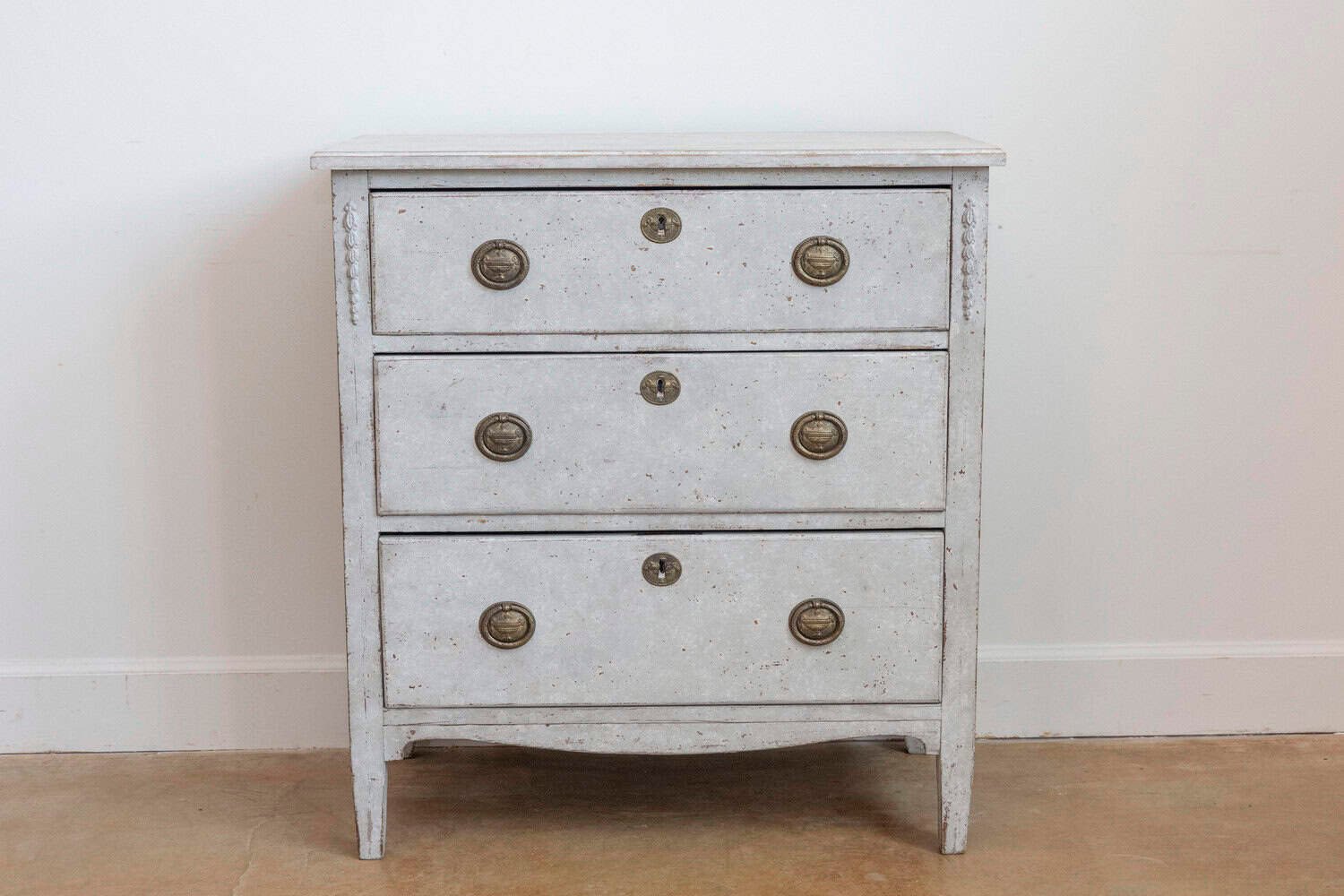 Gustavian Style Swedish Light Grey Painted Three-Drawer Chest with Carved Posts - JAA