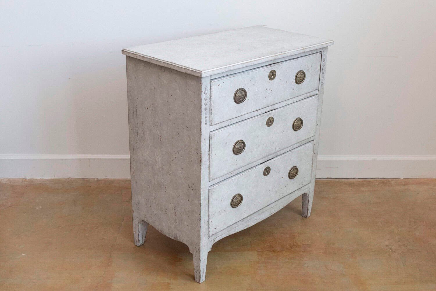 Gustavian Style Swedish Light Grey Painted Three-Drawer Chest with Carved Posts - JAA