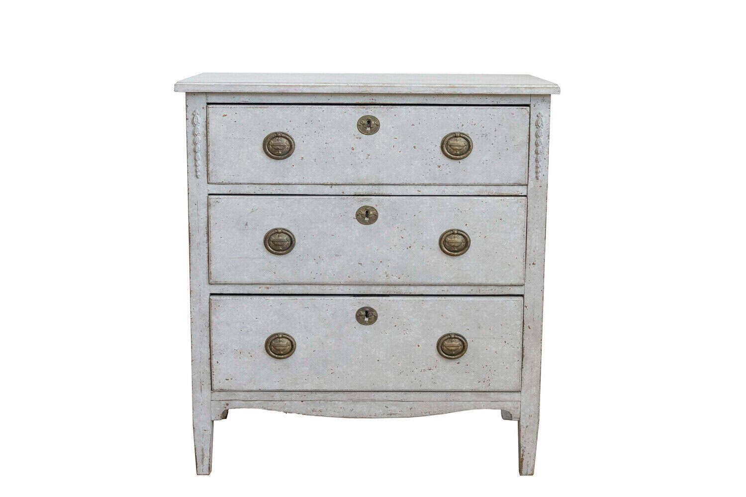 Gustavian Style Swedish Light Grey Painted Three-Drawer Chest with Carved Posts - JAA