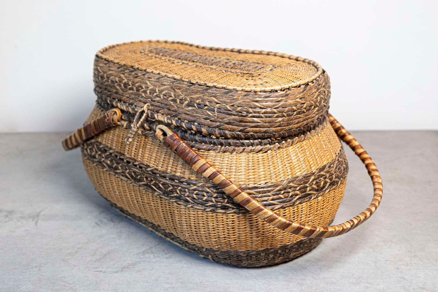 Swedish 1890s Rustic Oval Two-Toned Wicker Basket with Large Handles - JAA