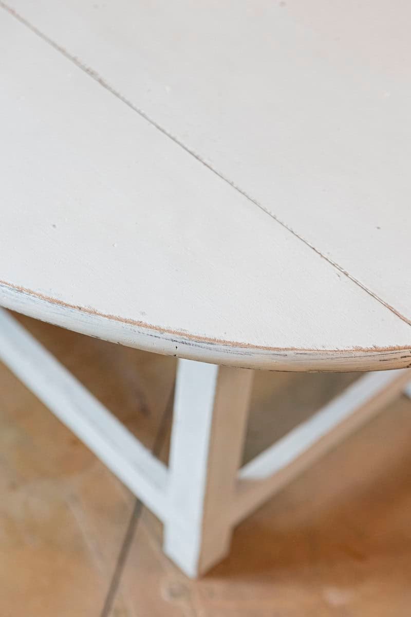 Swedish 20th Century Round Drop Leaf Coffee Table - JAA