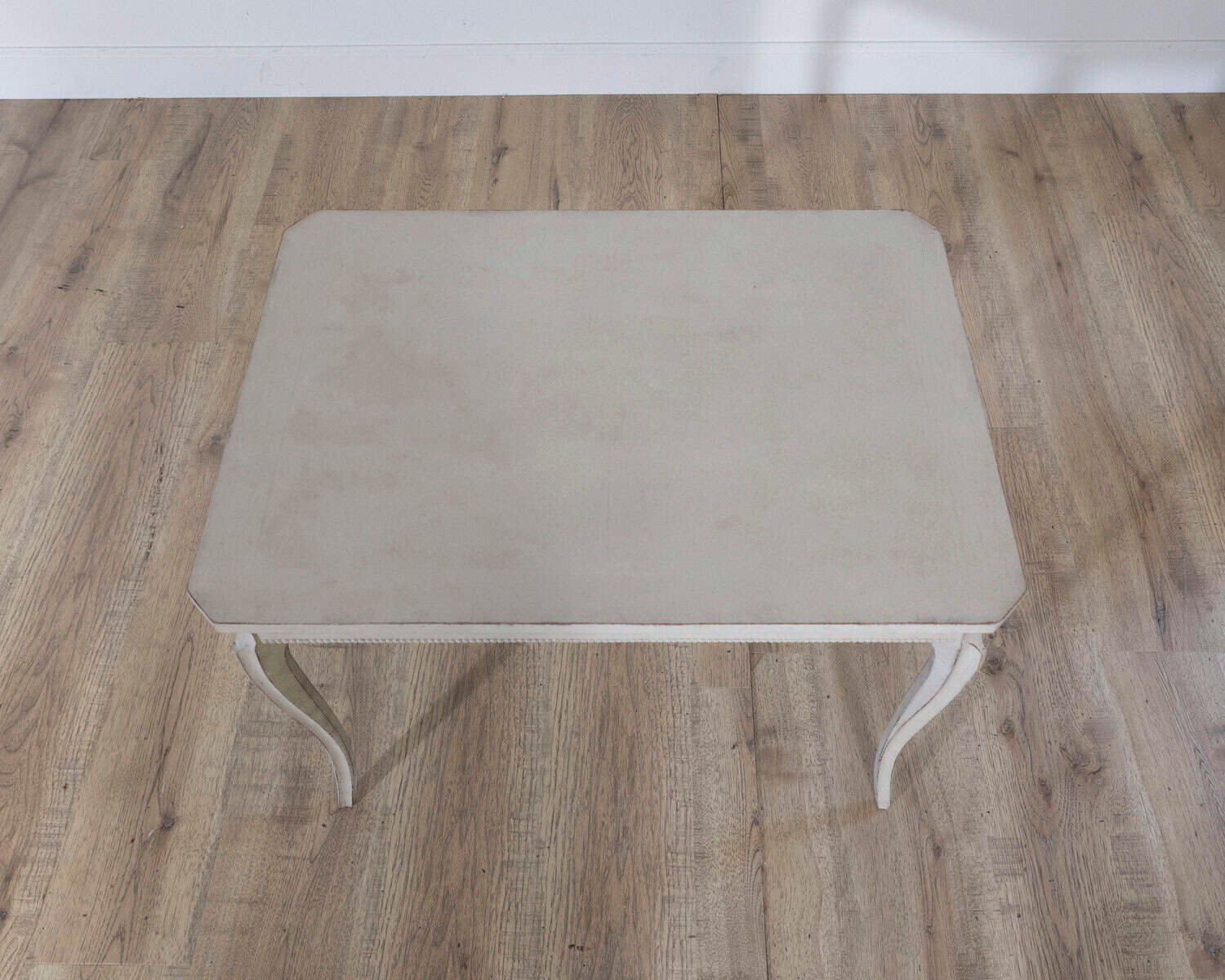 Early 20th Century Swedish Coffee Table with Graceful Cabriole Legs - JAA