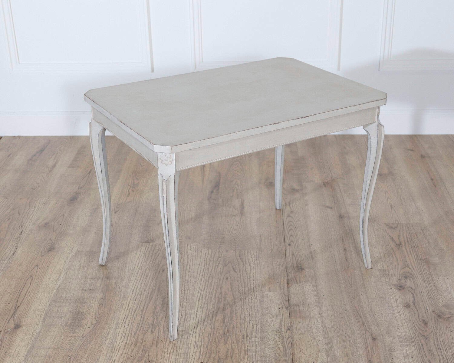Early 20th Century Swedish Coffee Table with Graceful Cabriole Legs - JAA