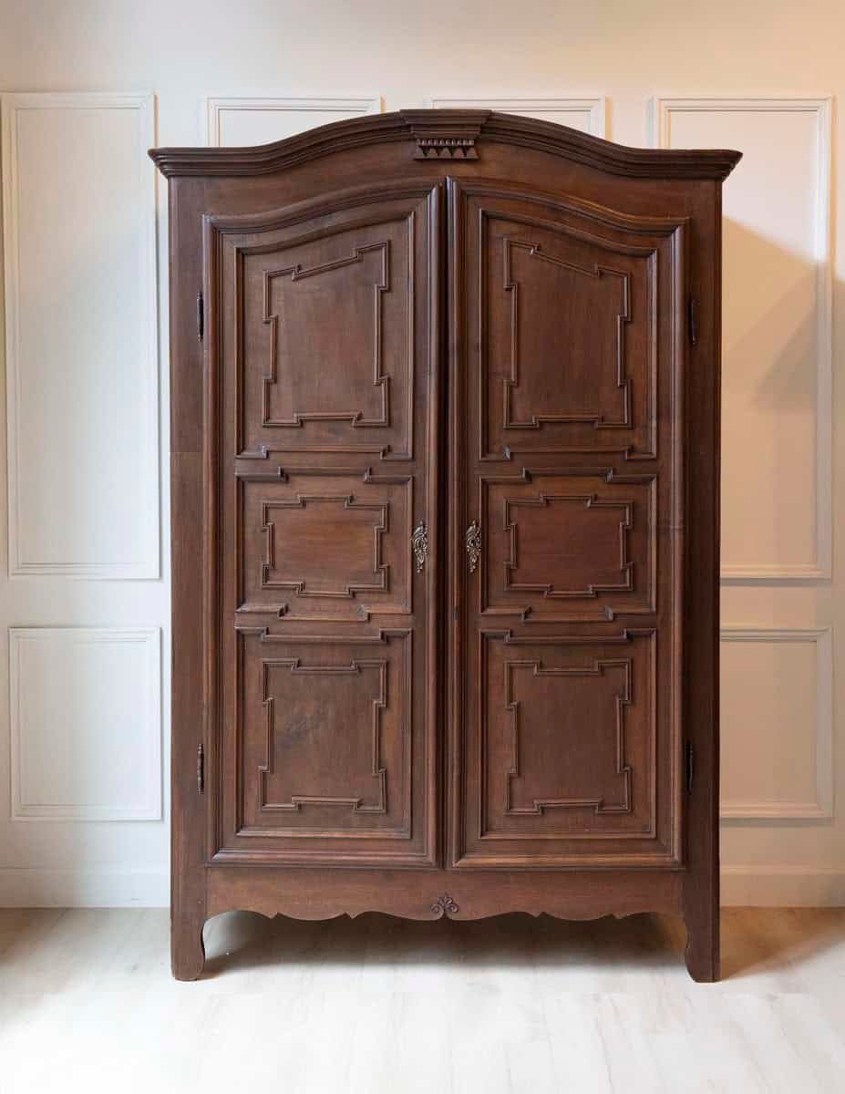 Piedmontese Walnut Armoire, circa 1790 - JAA