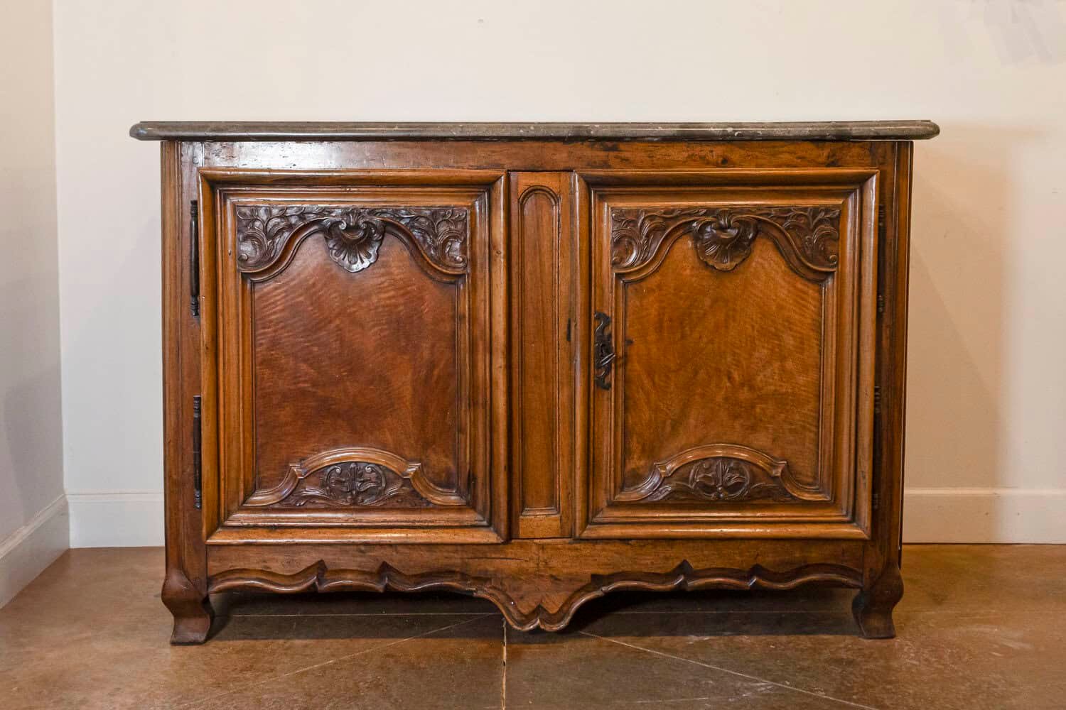 French 18th Century Louis XV Buffet de Chasse from the Château de Rosière - JAA