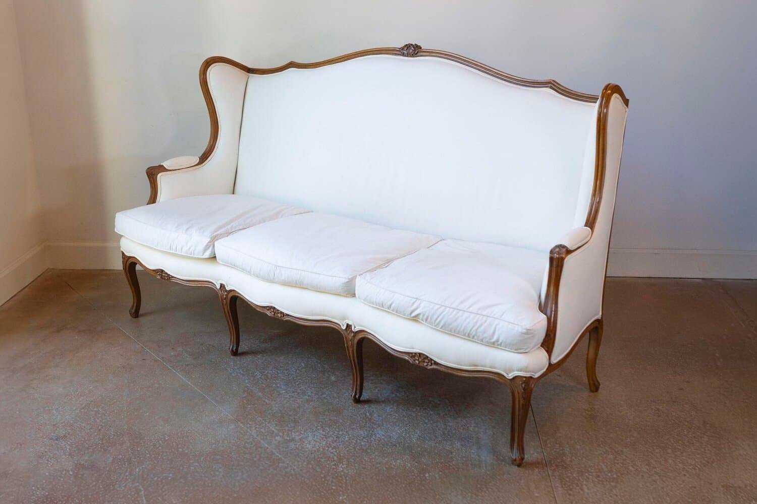 French, 19th Century Louis XV Style Wooden Three-Seat Canapé à Oreilles - JAA