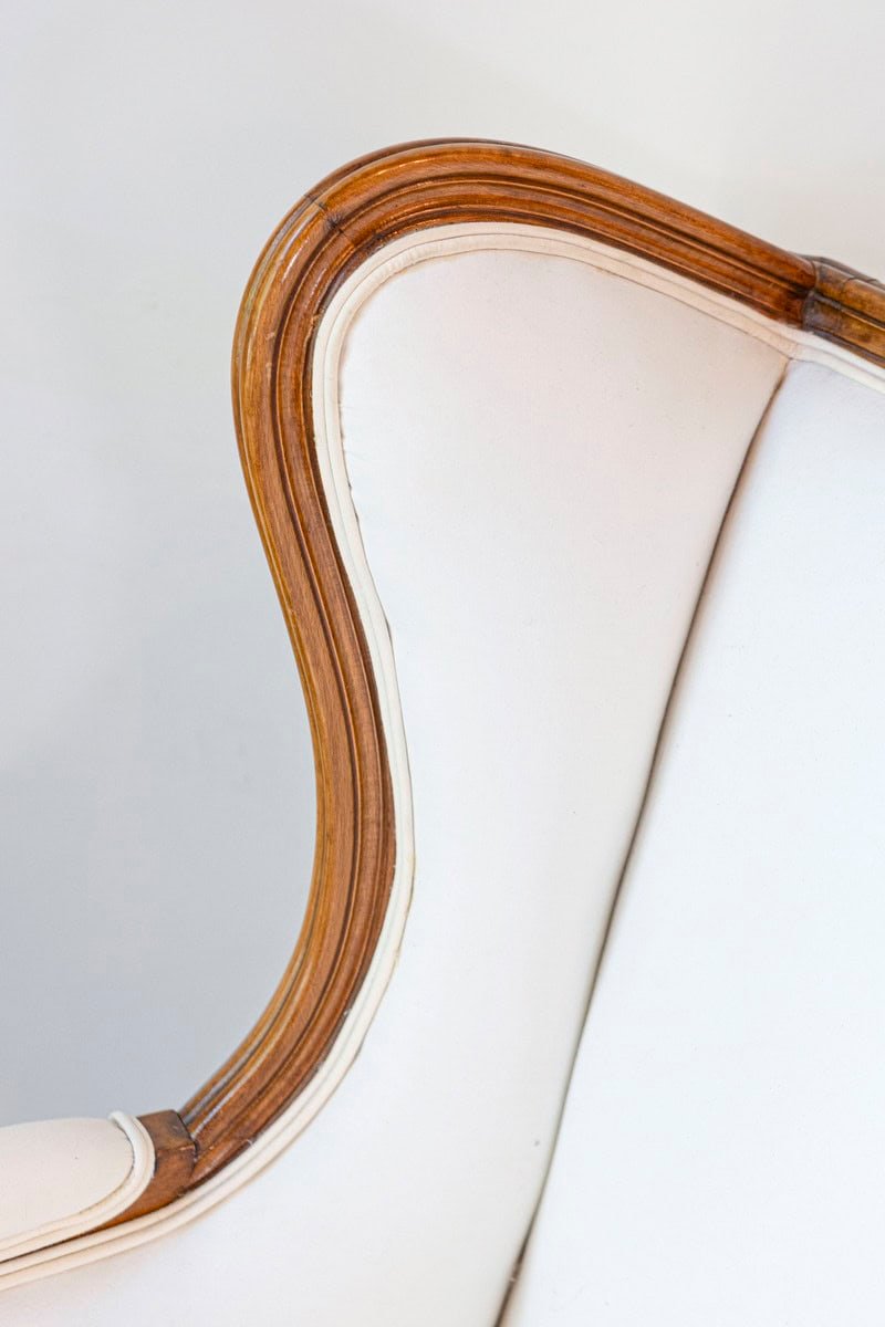 French, 19th Century Louis XV Style Wooden Three-Seat Canapé à Oreilles - JAA