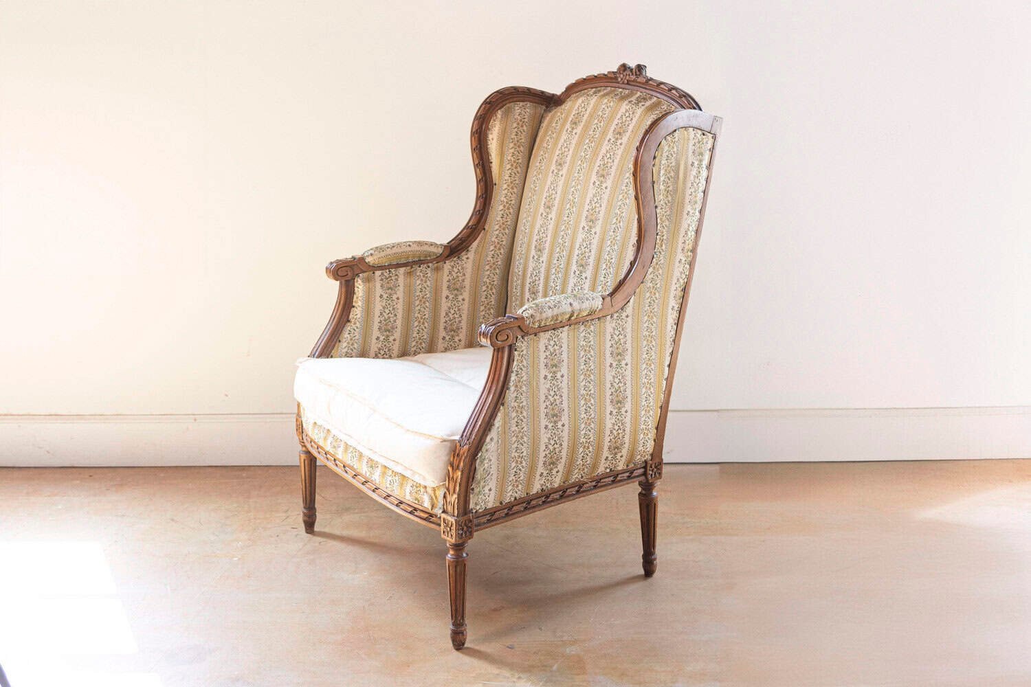 French Louis XVI Style 19th Century Walnut Bergère à Oreilles with Carved Roses - JAA