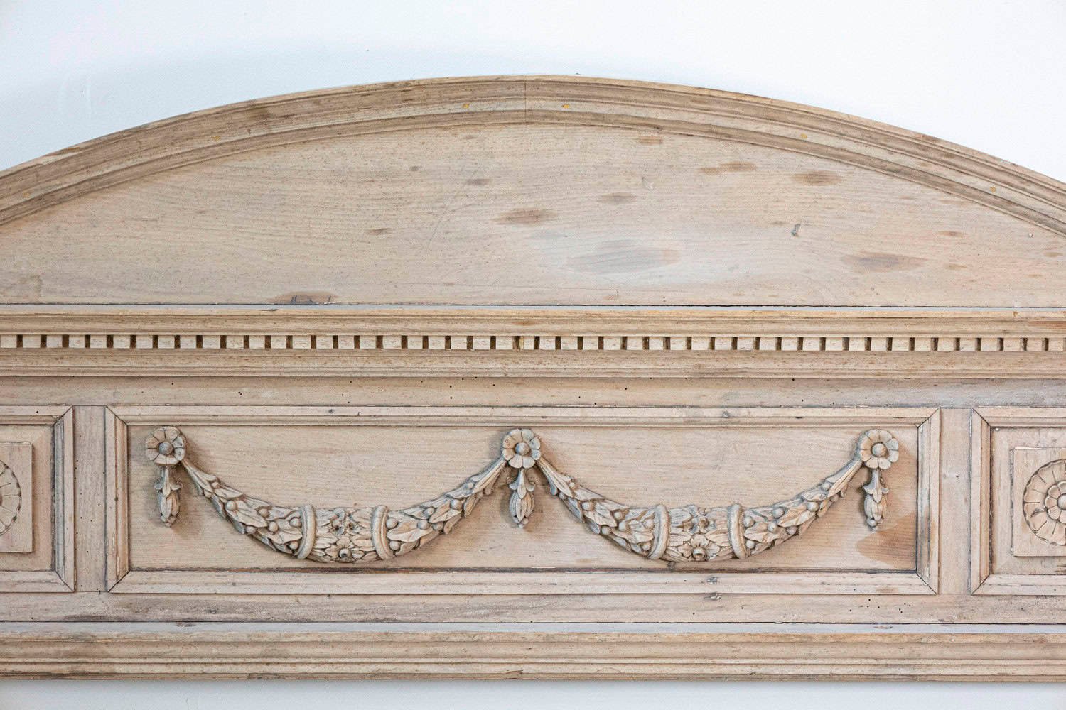 Pair of English Neoclassical Style 1850s Carved Pine Overdoors with Swag Motifs - JAA