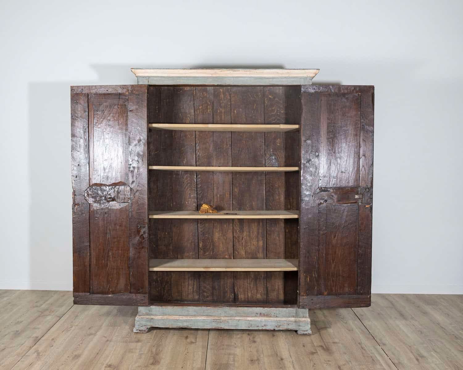 Italian 19th Century Painted Chestnut Cabinet with Light Blue and Dusty Rose Finish - JAA